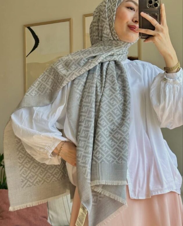 İTHAL A+ Fendi Yün İpek Çift Taraflı Marka Şal 87452 - Gri