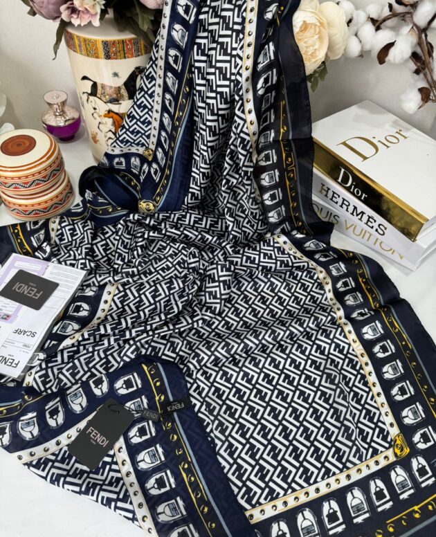 Fendi Çift Taraflı Vual İpek Şal 11143 - Lacivert- Siyah