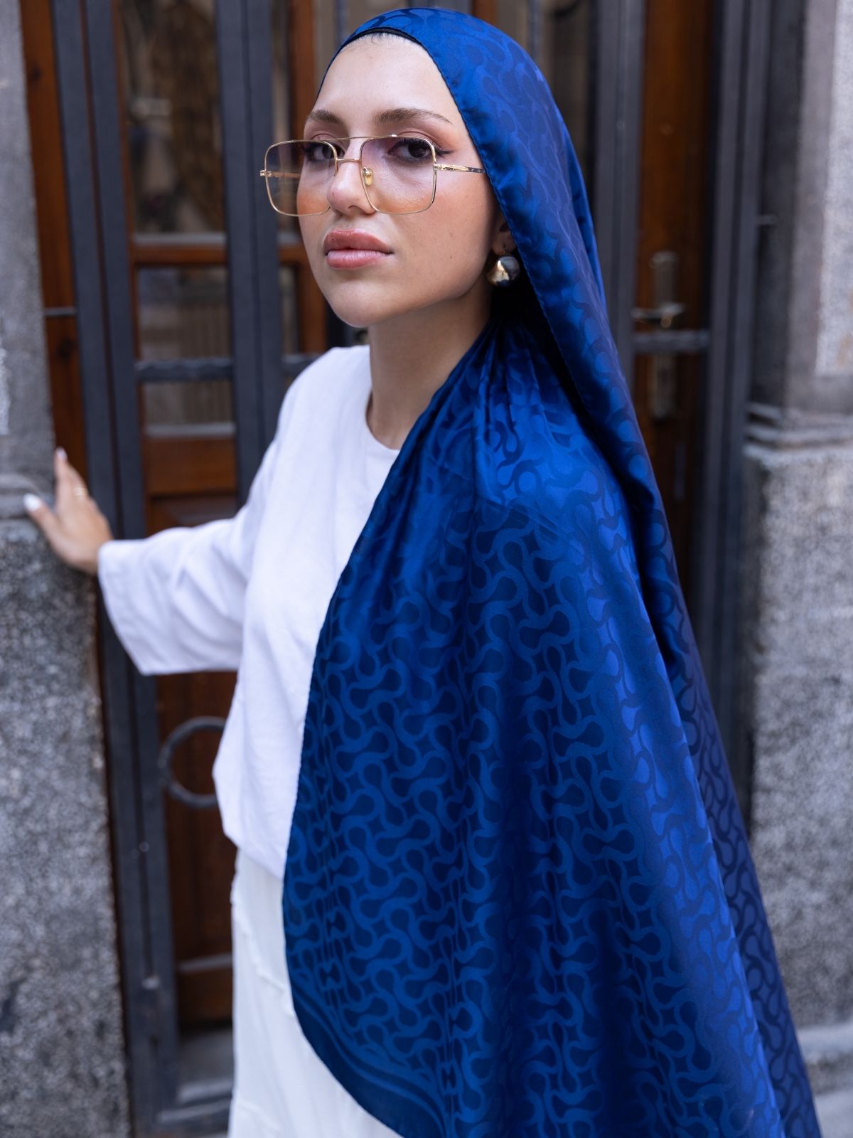 Bloom Desen Pamuk İpeksi Jakar Şal - İndigo