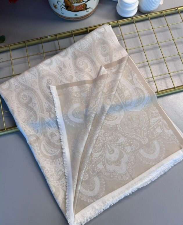 Dubai Kendinden Dokulu Çift Taraflı İpek Şal - 5252- Krem