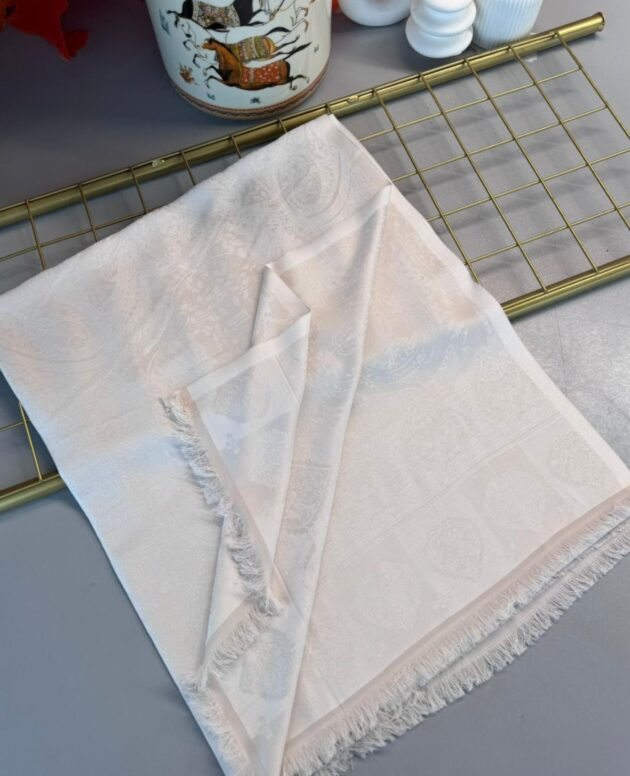 Bella Kendinden Dokulu Çift Taraflı İpek Şal - 4598 - Krem