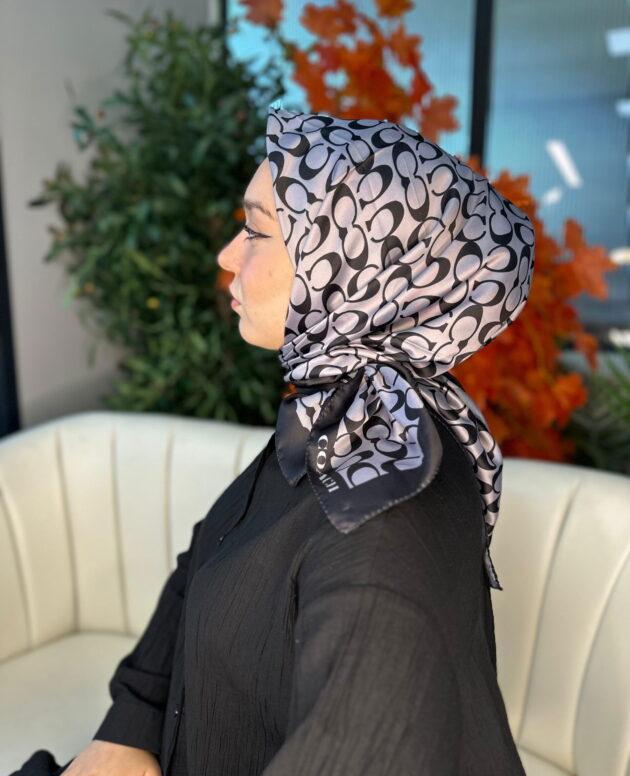 Coach Desen Vual İpek Eşarp-86826-Koyu Gri