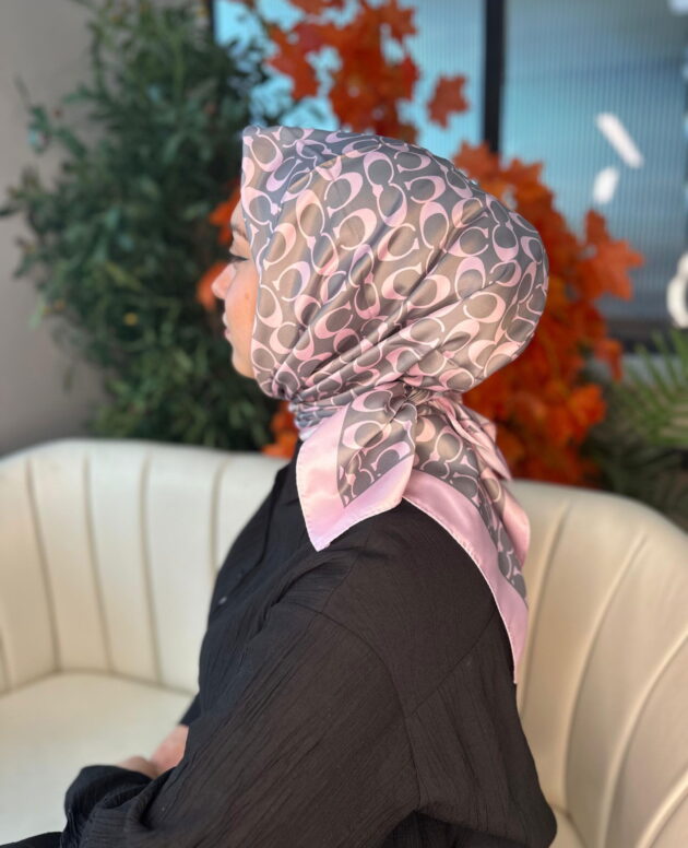 Coach Desen Vual İpek Eşarp-86826-Pudra