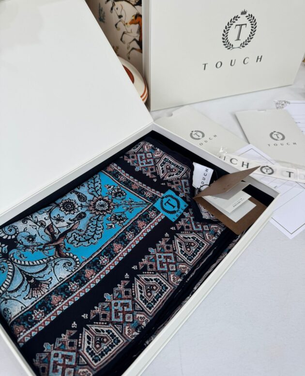 Touch İthal Etnik Desen Yün İpek Şal-34770 -Bebe Mavisi Lacivert