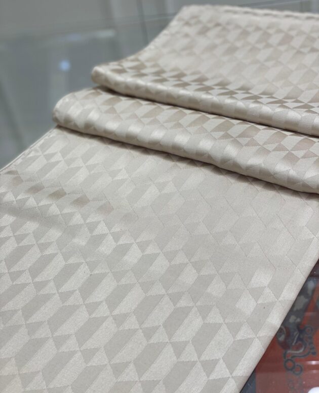 Qoza Desen İpeksi Jakar Şal - Bej